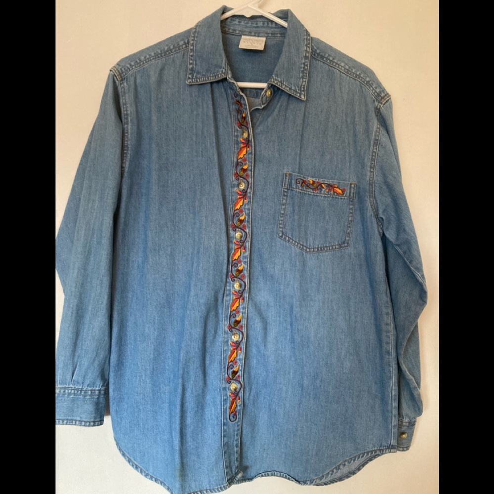 Style Studio - Ladies Fall accent Denim shirt.